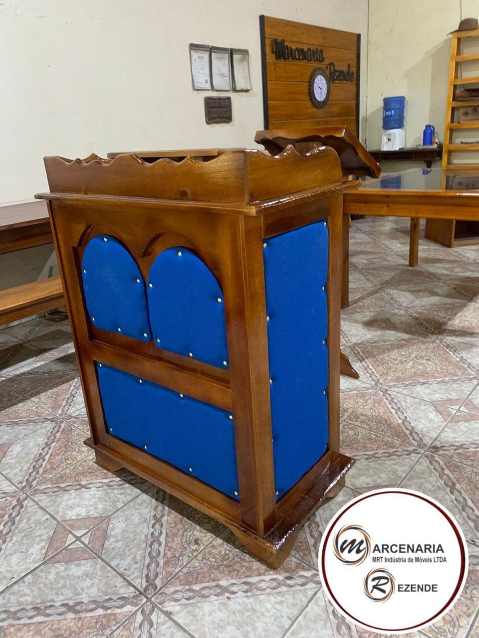 Pulpitos e Gazofilacio – Marcenaria Rezende